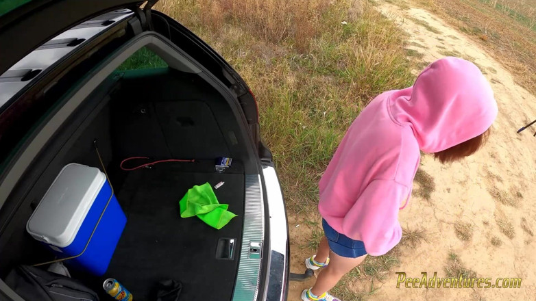 Pee Adventures: Fumând cu vezica plină