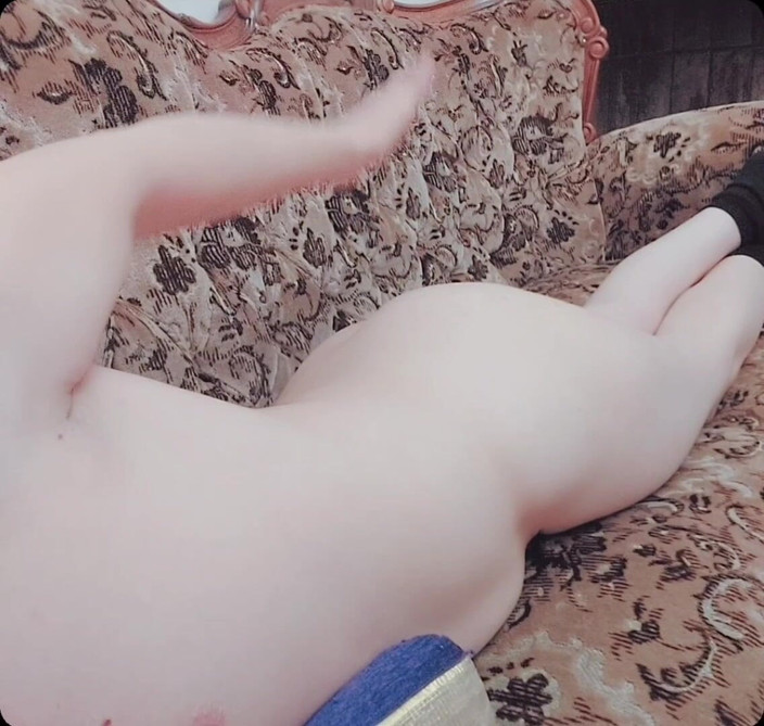 Kitty_Cross: Secretele seducție sinuoase Dezvăluite: Dezlănțuie allure și încredere a divei tale sexy...