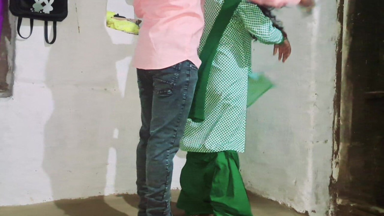 Trilokinath: Vysokoškolačka dostane hluboké šukání a kouření učitele