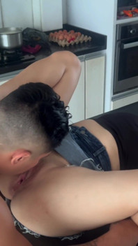요리? 잠깐, 당신은 무엇을하고 있습니까? 나는 기다려 말했다