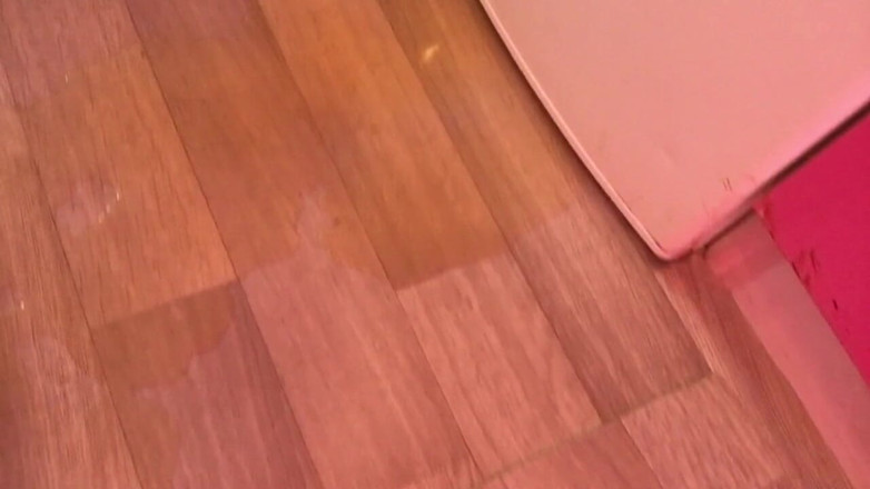 NikNak_BBW: İri güzel kadın mutfakta işiyor