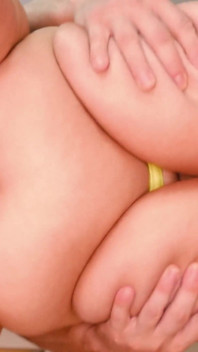 Follándola por detrás, viendo tetas desde abajo