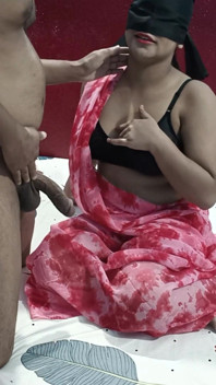 सौतेले भाई की कामुक पत्नी की चूत चुदाई