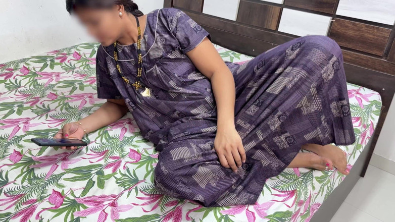 Sexy Komal: Komal Called the Neighbours