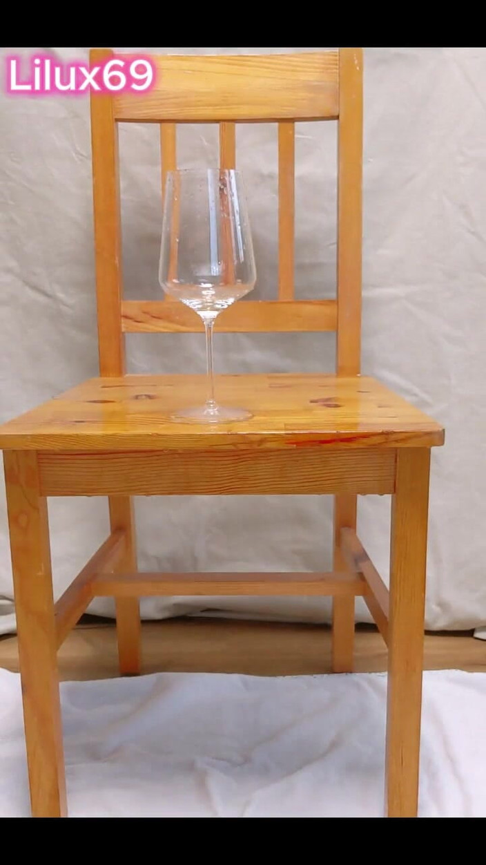 Lilux69: Chceš si taky dát sklenku?