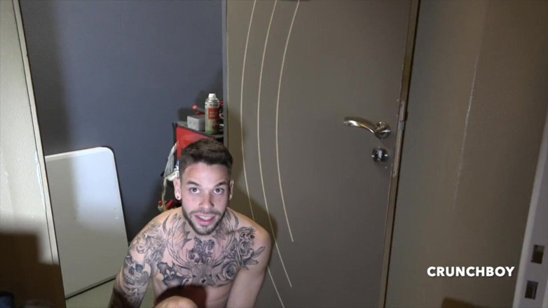 Hot recent bareback entertainement: Franțuzoaica meliodass folosită brut de Kevin David