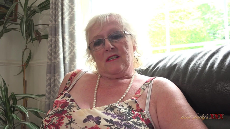 Aunt Judy's XXX: AuntJudysXXX - Your Horny GILF Landlady Mrs. Claire Lets You Pay...
