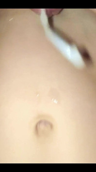 Vous êtes fou? Elle a 18 ans ? Grosse éjaculation !