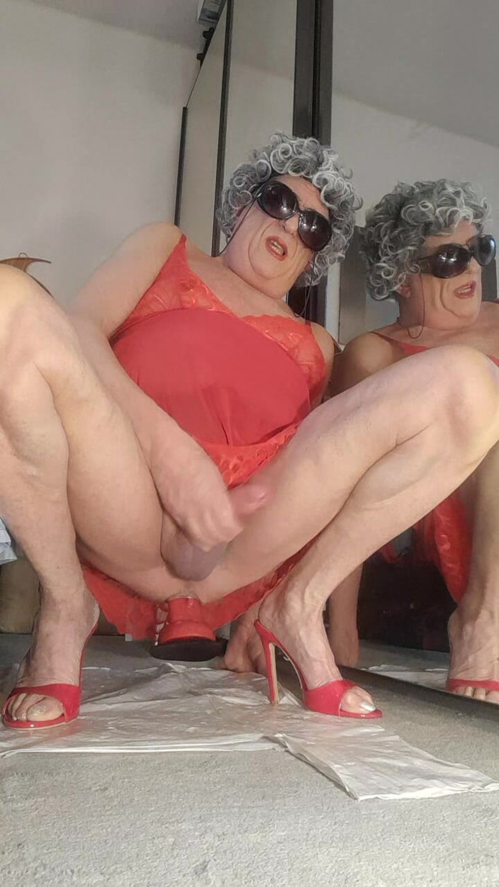 Marziascat: Marzia blir alltmer hungrig