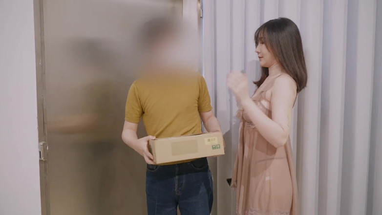 Asian Milfs n Teens: 貪欲な中国の女の子がきっされました - Perv Milfs n Teens