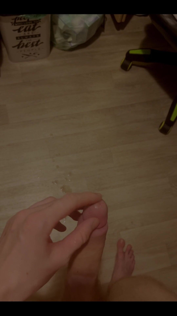 Johnny69227: Orgasme gila dan senyap