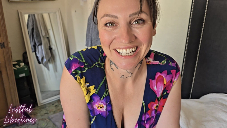 Lustful Libertines: Stiefschwester neckte mich, damit sie bei unserem wiedersehen hart wurde