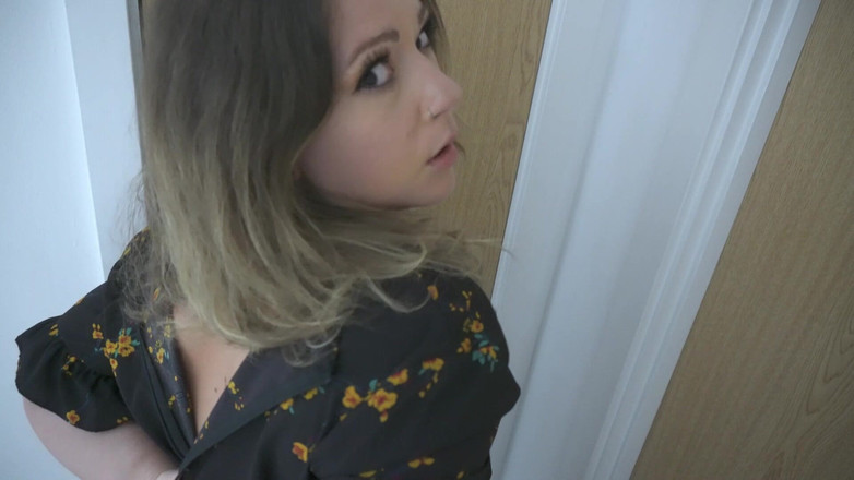 Sasha Curves: Macecha a nevlastní syn prolomí tabu