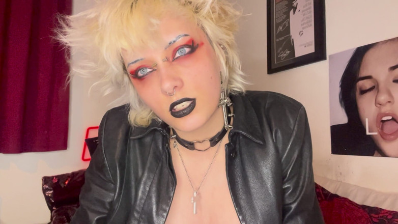 Glitterqueen1999: Freund erster strap-on-domina-pegging