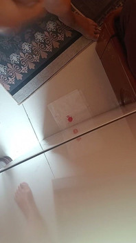 Gorący wosk świecowy na kutasie