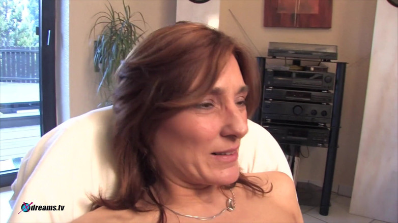 XdreamsTV: Pareja de mediana edad para recoger experiencia con una profesora...