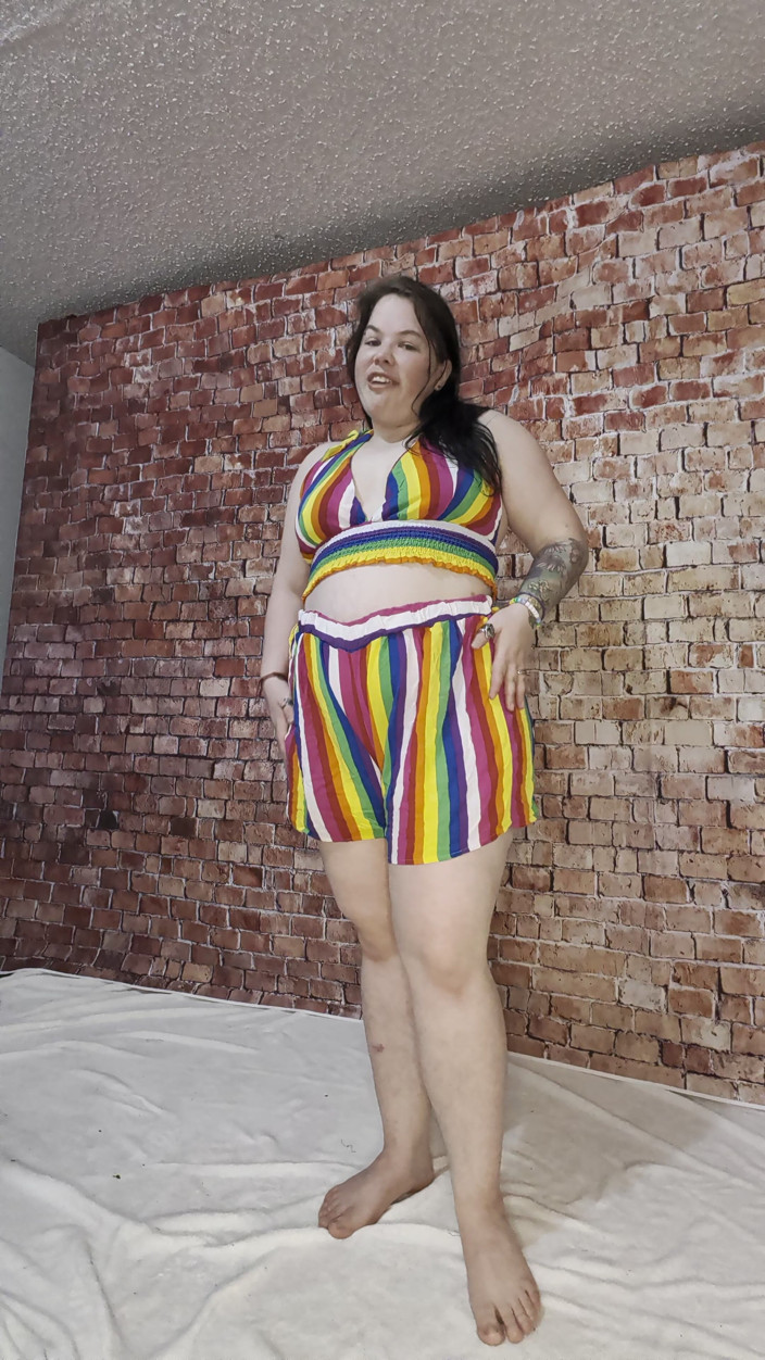 TheKinkyPwrLftr: Essai de nouveaux vêtements