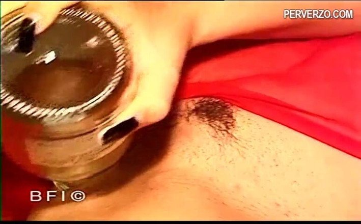 Fetish Tv: DVD brünette in sexy dessous in ihrem extremen einführen