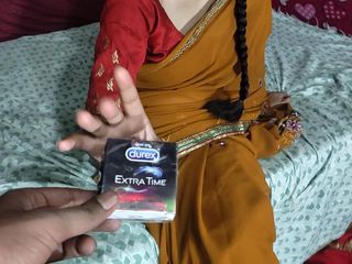 KavitaBhabhi: Fodendo seu meio-irmão com uma camisinha cara no dote em...