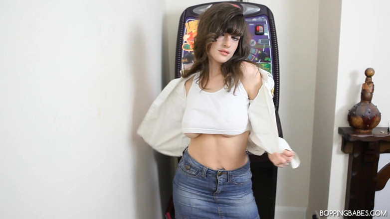 Bopping babes: Kate ann - cá cược saucy