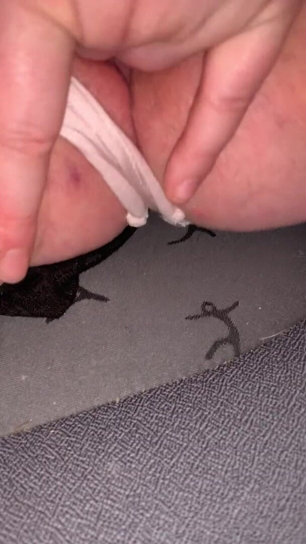 Horny BBWslut Having Hun: कामुक महसूस करना, चरमसुख तक ऊँगली करना