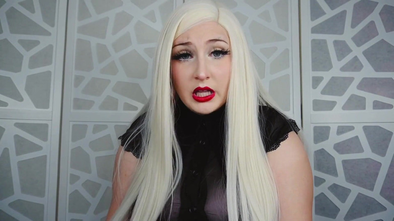 Matriarch Malice: The First Session: Just Trust Me &amp; Give in