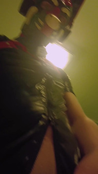 I Lose Control - You Watch Me Pee up Close