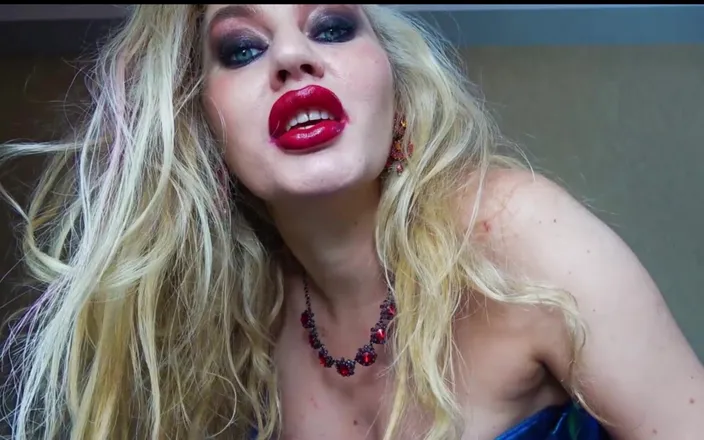Goddess Celine: Porn Kisses