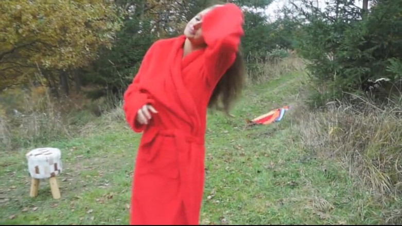 Watch4beauty: Autumn sama Dana Harem