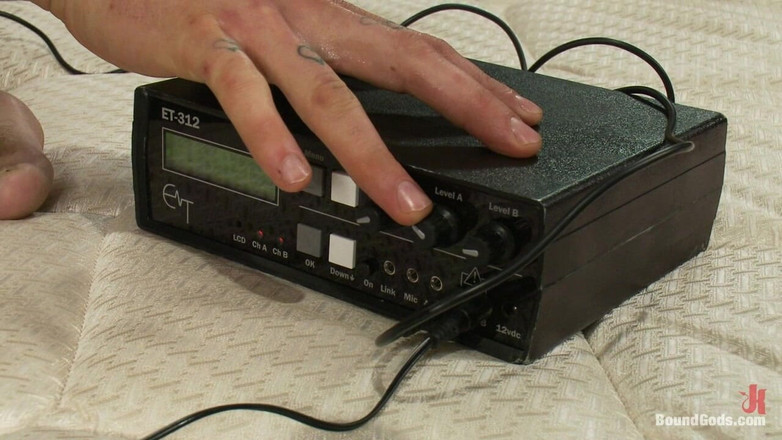 Bound gods: Blijf uit de Fucking Fast Lane!