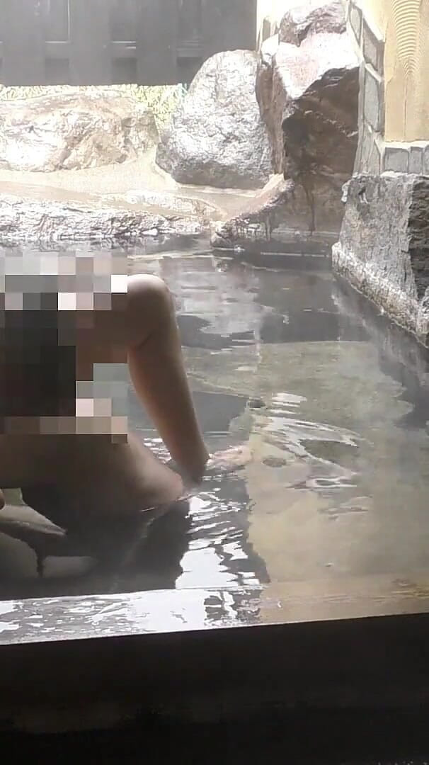 Mature Couple at Hot Spring Inn, Outdoor Cunnilingus, Blowjob (Akemi eroi) Mature Couple at Hot Spring Inn, Outdoor Cunnilingus, Blowjob (Akemi eroi)