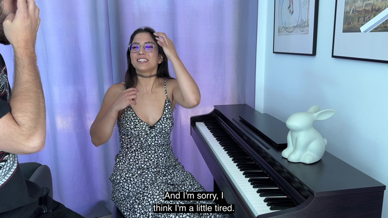 Itsxlilix: J’ai baisé le prof de piano de mon ami et...