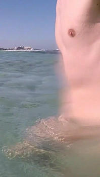 Fkk-strand, Wellen Spielen Mit Meinem Weichen Schwanz