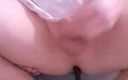 Becky_Boy: Jag knullar mig själv / ensam hemma / gay