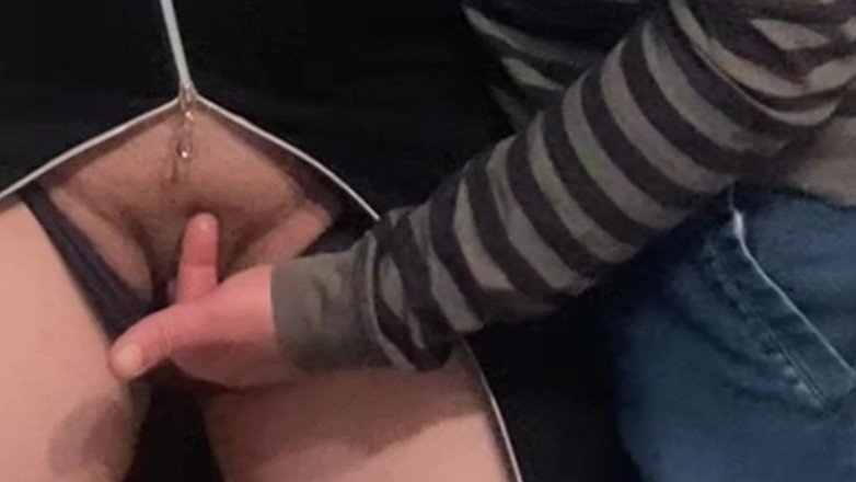 PriyaNaavya: Omg!!! Cizinec v přeplněných metrech - prstění kundičky