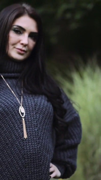 Matură sexy dependentă de pulă Roxy Couture călărește o pulă mare și își ia marea șarjă de spermă în gura ei flămândă