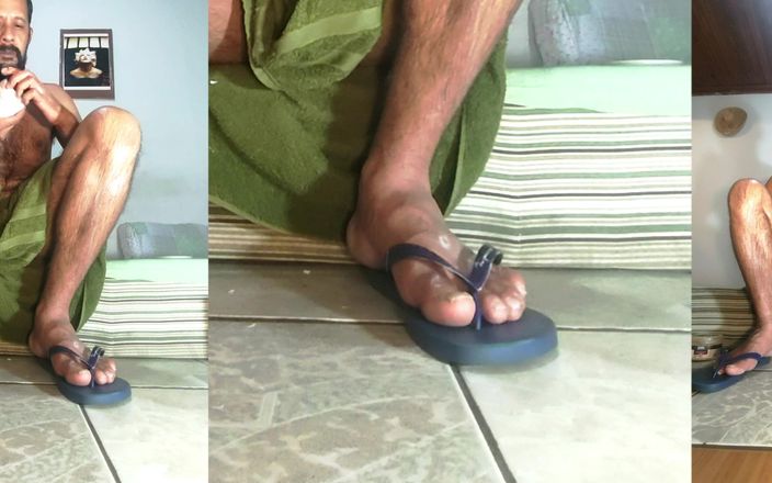 Stink HairyMale: Pijat kaki sendiri 1