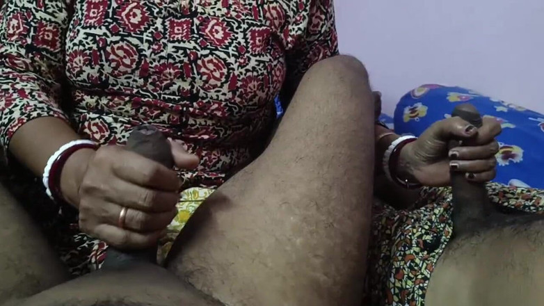 bengalihousewife: भारतीय बंगाली गृहिणी हैण्डजॉब्स 2 लंड