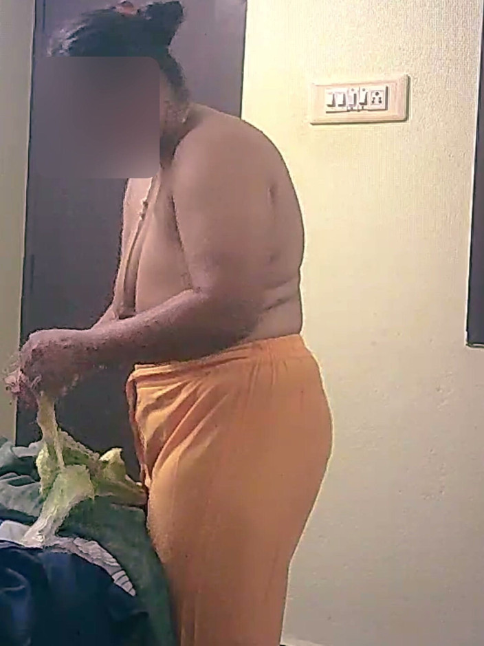 Black & white desicat: Sexy Big Ass &amp; Tits Desi Aunty Dress Change Video