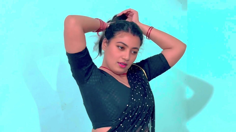 Hotty_ragini: Stepmom Shared Single Bed and Made Stepson Happy, Full Hindi...