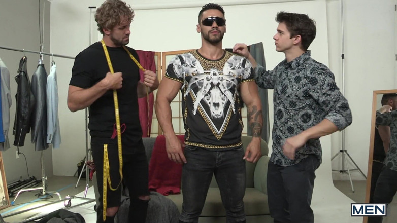 Men network: Muži - Chlupatý svalnatý Muž Will Braun, Arad Winwin, Wesley Woods Šukání...