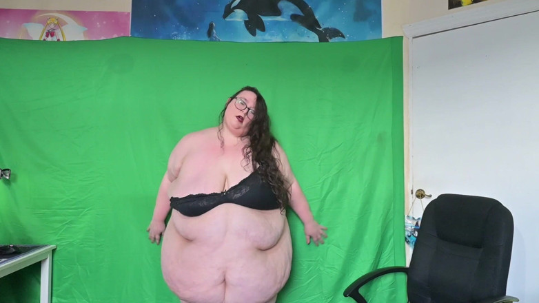 SSBBWLadyBrads: 섹시한 여신 SSBBW 스트립과 흔들기