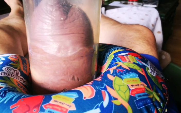 Monster_Meat_: मेरे वैक्यूमट्यूब में वीर्य निकालना