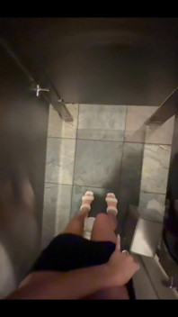 Bottomless Brunch Pee!