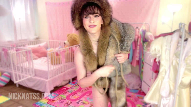 Natalie Napoli: La sugarbaby viziata ti domina