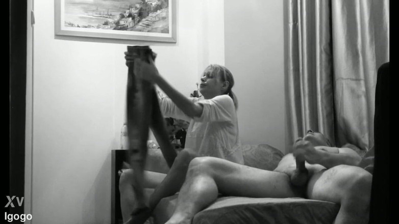 Sandra Sharapoff: Vui vẻ