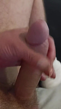 Gozada rápida na frente do pornô