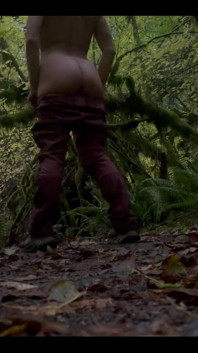 Striptease for Them Trees