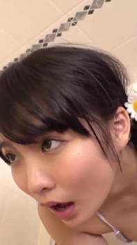 The Underground Idol Semua orang Bercakap Tentang. Kehidupan rahsia Aoi Kururugi melampaui sinaran. - Bab3
