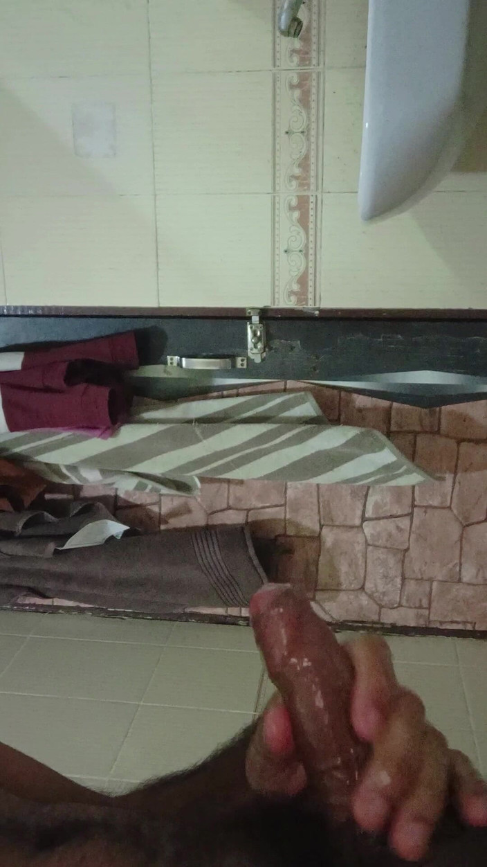 Brijesh 270: Hintli öğrenci kendi kendine mastürbasyon yapıyor ve büyük boşalma